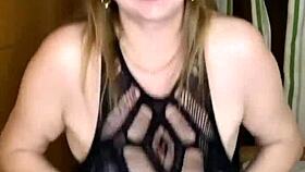 Busty milf Mariaold gives a titty fuck with her big natural tits