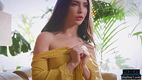 Jane Wilde Shows Hairy Pussy and Perfect Ass