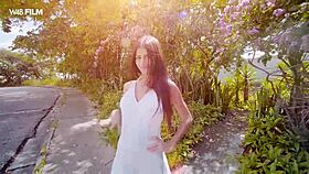 denisse gomez enjoys a venezuelan evening in w4b 2016