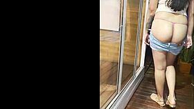 leaked video of influencer showing sexy panties to fan