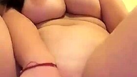 Gostosa Engages In Intense Solo Masturbation