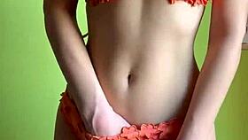 Maiskii asks if you'd play with her intimately