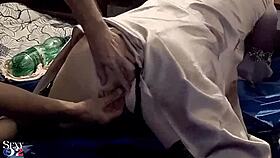 2069 クローズアップ、黒サテンショーツのフランスアマチュアがバックで擦ってる🔥