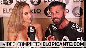 Elo podcast le pega con la paleta a briana moon en el cuarto picante