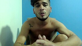 Flakael's first video featuring intense gay encounter in a hidden location.