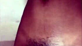 Twerking On Vib-Dildo With Intense Pleasure