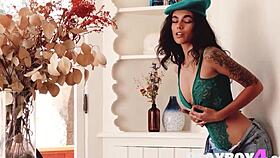 Teen elilith noir reveals big ass while playing with fire