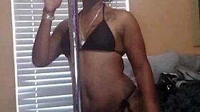 naejaye says, 'watch me twerk this ass and grind my pussy on the pole'