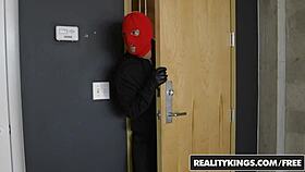 Blonde teen 18+ bathes with pov cock in realitykings round and brown