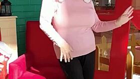 Hey MariaOld, how do you shake those huge natural boobs so hot?