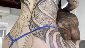 Tattooed sexy princess arrives for training session with damilvvs 😏💪