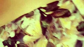 Novinha gemendo gostoso - parte 1