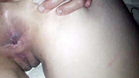 Esposinha Experimentando Um Consolo Com Ass Amador.