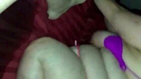 Amber crider has nice feet and uses them on stick