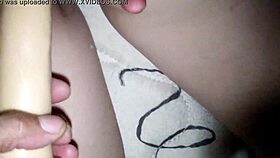 Esposinha Experimentando Um Consolo Com Ass Amador.