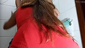 Tomando No Cú No Banheiro Da Balada