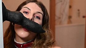 zeta paws deepthroats that dildo so good 😍