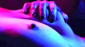 Emily Willis Catches Bree Daniels Jilling Alone And Joins In With Intense Fingering