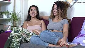 Candela And Luna Vibrate Each Other's Wet Pussies With Mini Toys!