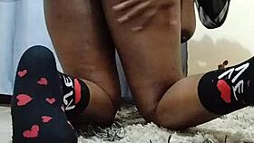 i'm ebony fingering my big ass till orgasm hits