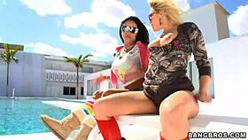 alexis texas and mariah milano share curvy big asses in a usa group 4some.