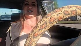 i love outdoor muff diving and deepthroat with bianca naldy