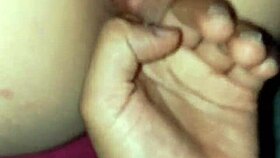 doble penetracion with latina using toys