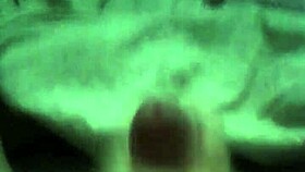 Young Gay Novinho Masturbating Punheta Eu in Gay Video