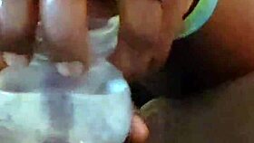 ebony self pleases her ass kyexperience