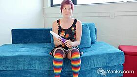 Aurora Odaire masturbating with socks and toes?