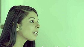 Who Tongue Bangs Better?