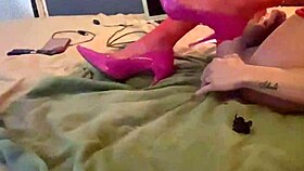 Does the transsexual introduce the toy deeply?