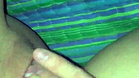 thick girl moans as boyfriend fucks her pussy with thick cock and cum squirting