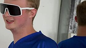 stepbro chats with stepsis slimthick vic