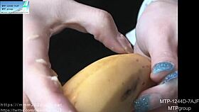 Japanese amateurs demonstrate nail art and finger techniques