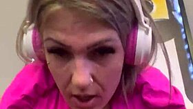 ฉันเปียกฉ่ำที่ยิม หีแฉะไปหมดเลย