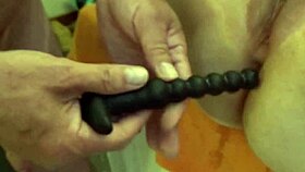 Why is the housewife squirting in the kitchen during homemade arse fucking?