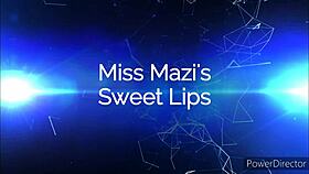 Juicy pussy grips big plastic cock