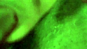 i gots this pritty pink pusy all wet fer ya