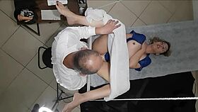 환자가 산부인과 검사에서 너무 흥분해서 안에 쌌어! 😳