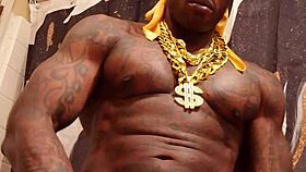 i worhsip that big black hairy dik of hallelujah johnson, he's my neighboorhood superstar, i cant stop jerking off