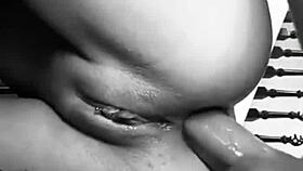 Novinha takes it in the ass, who likes a good anal orgasm?