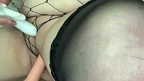 Milf brunette moans as she squirts intensely on the machine.