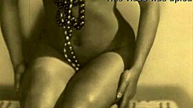 I love vintage interracial anal with hairy pussy.