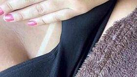 Meu Amante Adora Chupar Meus Peitos, Mandei Um Video Pra Atiçar