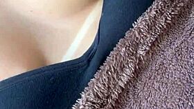 Meu Amante Adora Chupar Meus Peitos, Mandei Um Video Pra Atiçar