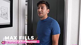 Sweet sexy angel gostosa gets max fills!