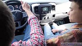 I Fuck an Ethnic Boy Bareback at an Outdoor Pitstop