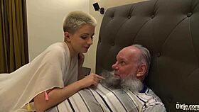 Wow! Old man bangs tight teen in wild cowgirl with juicy cumshot finish