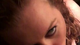 คนแปลกหน้าหน้าเปียกน้ำว่าวหลังอมควย